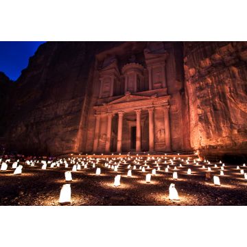 Lais Puzzle - Schatzkammer (Khasneh) in Petra, Jordanien, bei Nacht. Petra bei Nacht im Licht von 1.800 Kerzen - 2.000 Teile