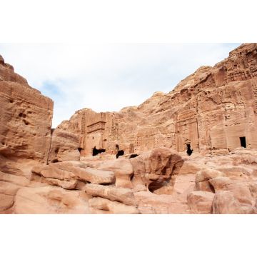Lais Puzzle - Die antike Stadt Petra in Jordanien wurde zu einem der 7 neuen Weltwunder erklärt. Die in den rosaroten Sandstein gehauenen Felsenfassaden, Gräber und Tempel der Stadt - 2.000 Teile