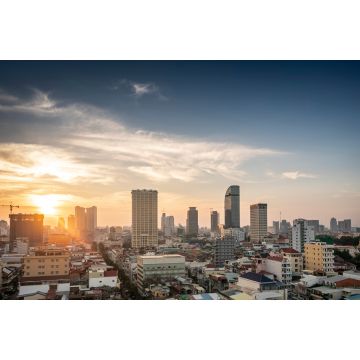 Lais Puzzle - Die Skyline der modernen städtischen Gebäude im Zentrum von Phnom Penh in Kambodscha - 2.000 Teile