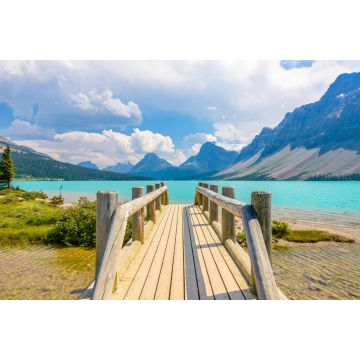 Lais Puzzle - Majestätischer Bergsee und kleine Holzbrücke in Kanada - 2.000 Teile