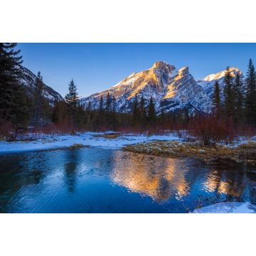 Lais Puzzle - Mount Kidd, ein Berg in Kananaskis in den kanadischen Rocky Mountains, Alberta, Kanada, und der Kananaskis River im Winter - 2.000 Teile