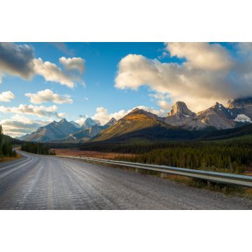 Lais Puzzle - Eine Straße in Kananaskis in den kanadischen Rocky Mountains, in der Nähe von Canmore, Alberta, Kanada - 2.000 Teile