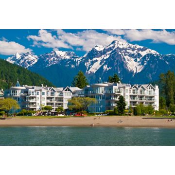 Lais Puzzle - Eigentumswohnung mit Seeblick und herrlichem Bergblick in Harrison Hot Springs, British Columbia, Kanada - 2.000 Teile