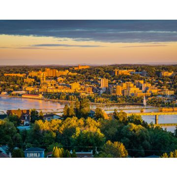 Lais Puzzle - Farbenfroher Sonnenuntergang und bewölkter Himmel über der Stadt Chicoutimi in Quebec (Kanada) - 40, 100, 200, 500, 1.000 & 2.000 Teile