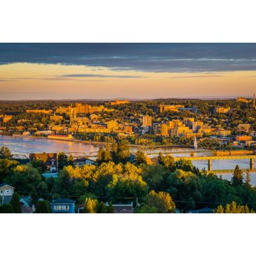 Lais Puzzle - Farbenfroher Sonnenuntergang und bewölkter Himmel über der Stadt Chicoutimi in Quebec (Kanada) - 2.000 Teile