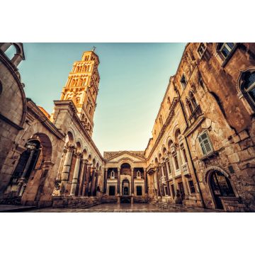 Lais Puzzle - Der Diokletianspalast in Split, Kroatien - Der berühmte Diokletianspalast ist ein antiker Palast, der für Kaiser Diokletian im historischen Zentrum von Split, Kroatien, errichtet wurde - 2.000 Teile