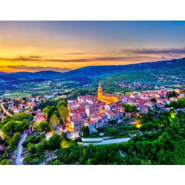 Lais Puzzle - Luftaufnahme der Stadt Buzet in Istrien, Kroatien - 40, 100, 200, 500, 1.000 & 2.000 Teile