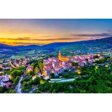 Lais Puzzle - Luftaufnahme der Stadt Buzet in Istrien, Kroatien - 2.000 Teile