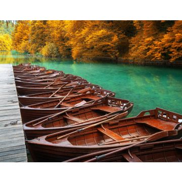 Lais Puzzle - Boote parken am Pier mit türkisfarbener Seenlandschaft im Nationalpark Plitvicer Seen, UNESCO-Welterbe - 40, 100, 200, 500, 1.000 & 2.000 Teile