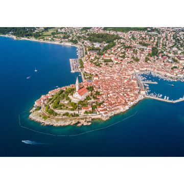 Lais Puzzle - Schöne Luftaufnahme der Stadt Rovinj von der Adria aus. Die Altstadt von Rovinj, Istrien, Kroatien - 1.000 Teile