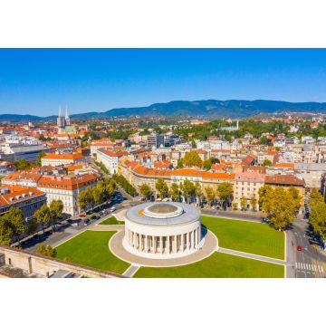 Lais Puzzle - Drohnenaufnahme des Mestrovic-Pavillons, der monumentalen Kunstgalerie und des Stadtzentrums an einem sonnigen Sommertag, Zagreb, Kroatien - 1.000 Teile