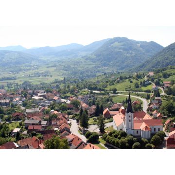 Lais Puzzle - Pfarrkirche der Himmelfahrt der Jungfrau Maria und Franziskanerkloster in Klanjec, Kroatien - 1.000 Teile