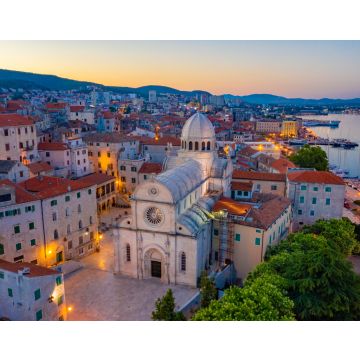 Lais Puzzle - Luftaufnahme der Kathedrale des Heiligen Jakobus und der Uferpromenade von Sibenik, Kroatien, bei Sonnenaufgang - 40, 100, 200, 500, 1.000 & 2.000 Teile
