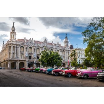 Lais Puzzle - Kubanische bunte Oldtimer vor dem Gran Teatro - Havanna, Kuba - 2.000 Teile