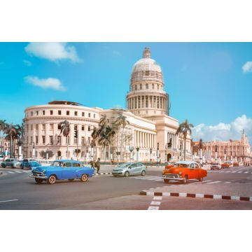 Lais Puzzle - Oldtimer in Havanna neben dem Capitol-Gebäude - 2.000 Teile
