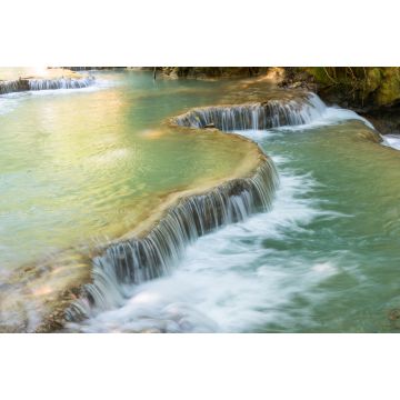 Lais Puzzle - Wunderschöne Landschaft der Kuang Si-Wasserfälle, einem bekannten und beliebten Wasserfall im Dschungelpark in der Nähe der Stadt Luang Prabang im nördlichen Zentrallaos - 2.000 Teile