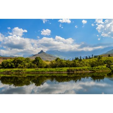 Lais Puzzle - Spiegelung von Wolken und Bergen in den Drakensbergen, Lesotho, Südafrika - 2.000 Teile