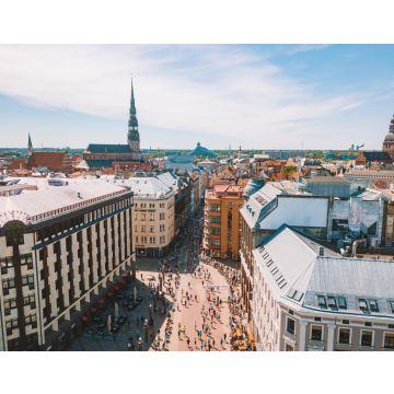 Lais Puzzle - Winteransicht der Altstadt von Riga aus der Vogelperspektive mit Blick auf den Fluss, die Nationalbibliothek und die Kuppelkathedrale - 40, 100, 200, 500, 1.000 & 2.000 Teile