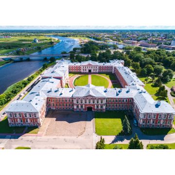Lais Puzzle - Panoramablick über die Stadt Jelgava, den Fluss Lielupe und die Lettische Universität für Landwirtschaft - 1.000 Teile