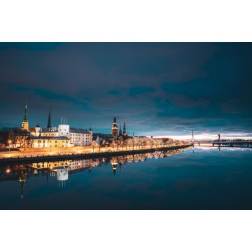 Lais Puzzle - Riga, Lettland, Europa. Stadtbild in der Morgenzeit. Nachtansicht von Schloss, Dom und St. Peterskirche. Beliebter Ort mit berühmten Wahrzeichen. UNESCO - 2.000 Teile