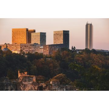 Lais Puzzle - Wunderschöner Blick über die alte und die moderne Stadt Luxemburg - 2.000 Teile