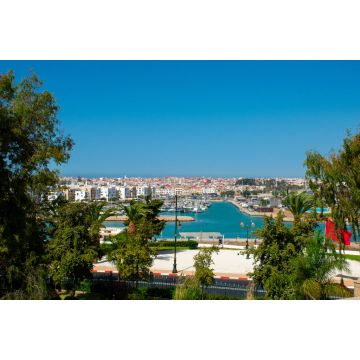 Lais Puzzle - Luftaufnahme von Stadt und Fluss vor blauem Himmel in Rabat Marokko - 2.000 Teile
