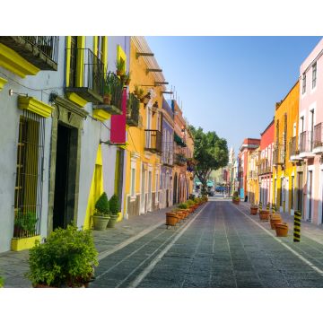 Lais Puzzle - Bunte Kolonialstraße in der Innenstadt von Puebla - 40, 100, 200, 500, 1.000 & 2.000 Teile