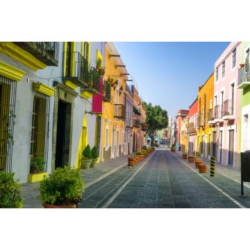Lais Puzzle - Bunte Kolonialstraße in der Innenstadt von Puebla - 2.000 Teile