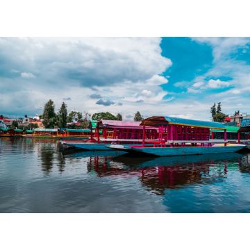 Lais Puzzle - Bunte mexikanische Trajineras auf dem See von Xochimilco - 1.000 Teile