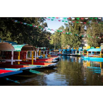 Lais Puzzle - Boote auf den Gewässern von Xochimilco in Mexiko-Stadt - 2.000 Teile