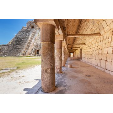 Lais Puzzle - Uxmal, Mexiko. Pyramide des Magiers in der alten Maya-Stadt - 2.000 Teile