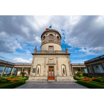 Lais Puzzle - Das Schloss Chapultepec wurde 1864 im neoklassischen Stil auf dem Chapultepec-Hügel in Mexiko-Stadt CDMX, Mexiko, erbaut. - 1.000 Teile