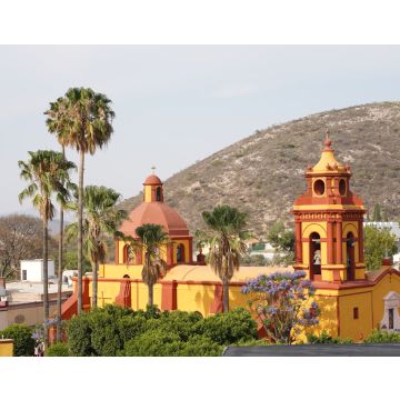 Lais Puzzle - St. Sebastians Tempel und Kirche von Peña de Bernal City im Bundesstaat Querétaro in Zentralmexiko - 40, 100, 200, 500, 1.000 & 2.000 Teile