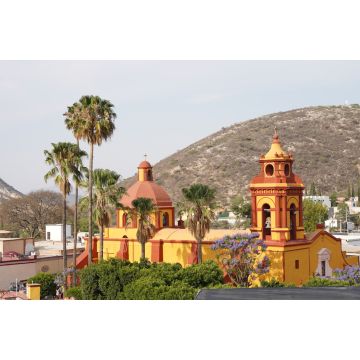 Lais Puzzle - St. Sebastians Tempel und Kirche von Peña de Bernal City im Bundesstaat Querétaro in Zentralmexiko - 2.000 Teile