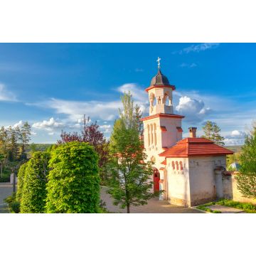Lais Puzzle - Eingangsgebäude mit Glockenturm des christlichen Klosters Curchi, Moldawien - 2.000 Teile