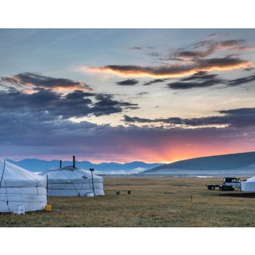 Lais Puzzle - mongolische Gers in einer Landschaft - 40, 100, 200, 500, 1.000 & 2.000 Teile