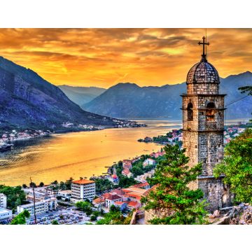 Lais Puzzle - Kirche Unserer Lieben Frau von Remedy in Kotor, Montenegro - 40, 100, 200, 500, 1.000 & 2.000 Teile