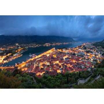 Lais Puzzle - Panorama der Altstadt von Kotor und der Bucht von Kotor in der Abenddämmerung, Montenegro - 1.000 Teile