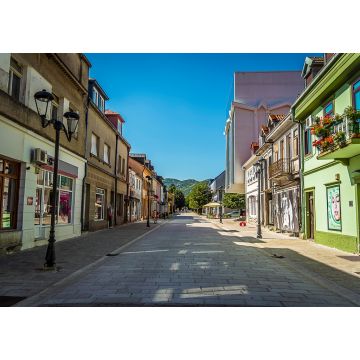 Lais Puzzle - Die Hauptstraße der malerischen und bunten Stadt Cetinje, Montenegro - 1.000 Teile
