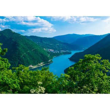 Lais Puzzle - Sommerlandschaft des Sees und des Flusses Piva zwischen hohen grünen Bergen bei Pluzine. Montenegro - 1.000 Teile