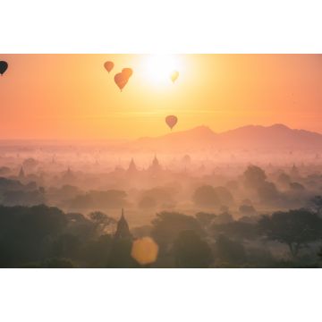 Lais Puzzle - Heißluftballon über der Ebene und der Pagode von Bagan am nebligen Morgen - 2.000 Teile
