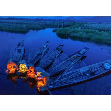 Lais Puzzle - Intha-Fischer bei der morgendlichen Arbeit. Lage des Inle-Sees, Myanmar - 1.000 Teile