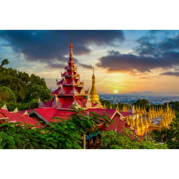 Lais Puzzle - Mandalay Hill wichtige Pilgerstätte alte Gebäude Wahrzeichen alte Architektur in Südostasien Myanmar, Mandalay, Asien - 2.000 Teile