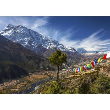 Lais Puzzle - Landschaftsansicht des Annapurna 3 Peak (7555 m) im Himalaya-Gebirge und buddhistische Gebetsfahnen auf der Annapurna Circuit Trekking Route in Nepal - 1.000 Teile