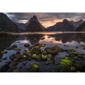 Lais Puzzle - Milford Sound (Piopiotahi) ist eine berühmte Attraktion im Fiordland National Park im Süden Neuseelands - 1.000 Teile