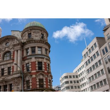 Lais Puzzle - Wellington, Neuseeland. Altes viktorianisches Gebäude im Kontrast mit moderner Architektur Gebäude - 2.000 Teile