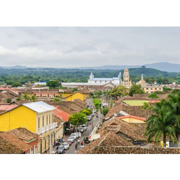 Lais Puzzle - Die Stadt Granada mit der Calle Real Xalteva in Nicaragua - 500, 1.000 & 2.000 Teile