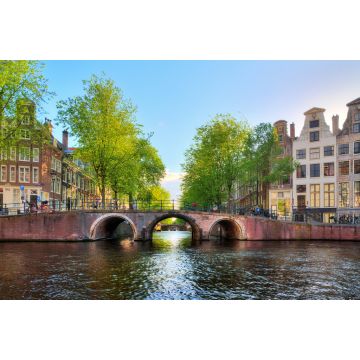 Lais Puzzle - Brücke über die Leidse Gracht an der Patrizier- oder Herrengracht (Herengracht) in Amsterdam im Frühling - 2.000 Teile