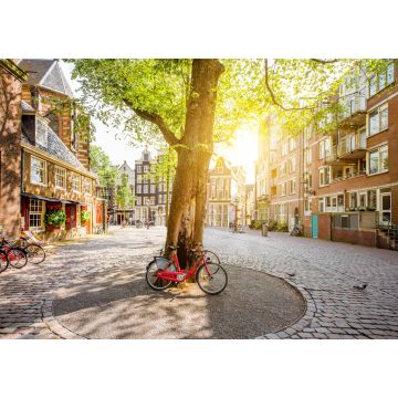 Lais Puzzle - Morgendlicher Blick auf den Platz mit schönen Gebäuden in der Nähe der Alten Kirche in Amsterdam - 1.000 Teile