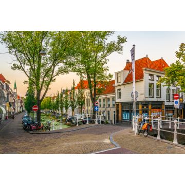 Lais Puzzle - Blick auf einen Kanal bei Sonnenuntergang in Delft, Niederlande - 2.000 Teile